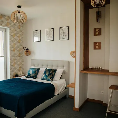 Eu 'garaz Gratis' Apartment