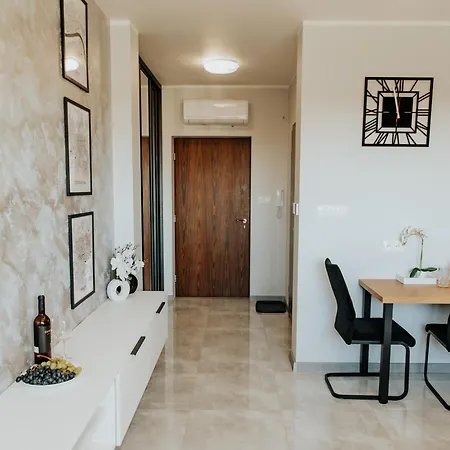 Eu 'garaz Gratis' Apartament